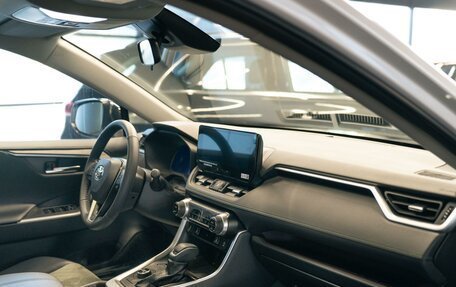 Toyota RAV4, 2025 год, 4 670 000 рублей, 8 фотография