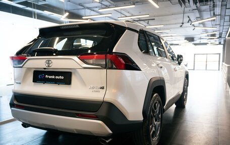 Toyota RAV4, 2025 год, 4 670 000 рублей, 6 фотография