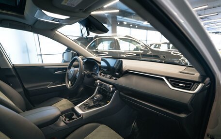 Toyota RAV4, 2025 год, 4 670 000 рублей, 11 фотография