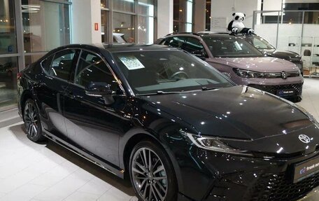 Toyota Camry, 2025 год, 5 490 000 рублей, 7 фотография