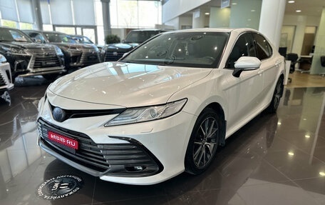 Toyota Camry, 2021 год, 3 198 000 рублей, 1 фотография