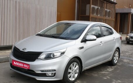 KIA Rio III рестайлинг, 2017 год, 995 000 рублей, 5 фотография