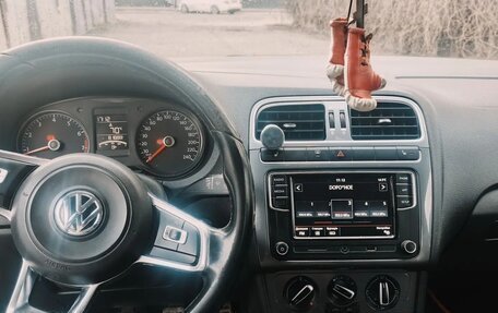 Volkswagen Polo VI (EU Market), 2018 год, 1 000 000 рублей, 8 фотография