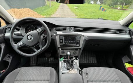 Volkswagen Passat B8 рестайлинг, 2018 год, 1 950 000 рублей, 8 фотография