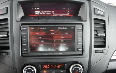 Mitsubishi Pajero IV, 2011 год, 1 990 000 рублей, 13 фотография