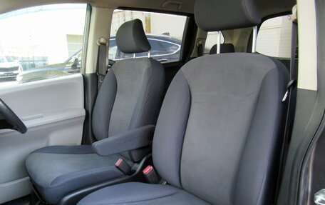Honda Freed I, 2009 год, 900 000 рублей, 19 фотография