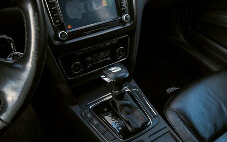 Skoda Superb III рестайлинг, 2011 год, 1 030 000 рублей, 9 фотография