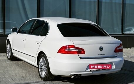 Skoda Superb III рестайлинг, 2011 год, 1 030 000 рублей, 5 фотография