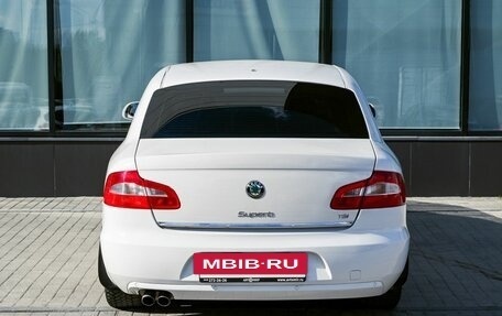 Skoda Superb III рестайлинг, 2011 год, 1 030 000 рублей, 4 фотография