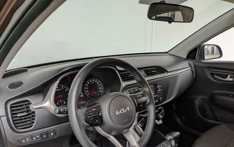 KIA Rio IV, 2022 год, 1 945 000 рублей, 15 фотография