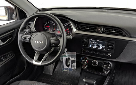 KIA Rio IV, 2022 год, 1 945 000 рублей, 29 фотография