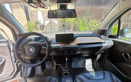 BMW i3 I01 рестайлинг, 2015 год, 1 670 000 рублей, 8 фотография