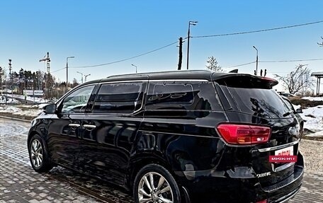 KIA Carnival III, 2019 год, 2 900 000 рублей, 4 фотография