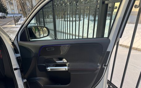 Mercedes-Benz GLB, 2020 год, 3 950 000 рублей, 26 фотография