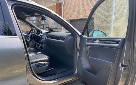 Volkswagen Touareg III, 2017 год, 3 100 000 рублей, 7 фотография