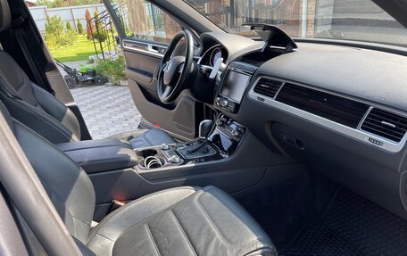 Volkswagen Touareg III, 2017 год, 3 100 000 рублей, 8 фотография
