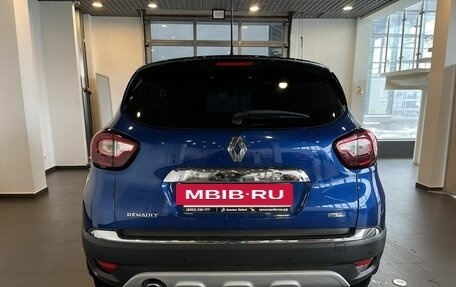 Renault Kaptur I рестайлинг, 2021 год, 1 735 000 рублей, 4 фотография