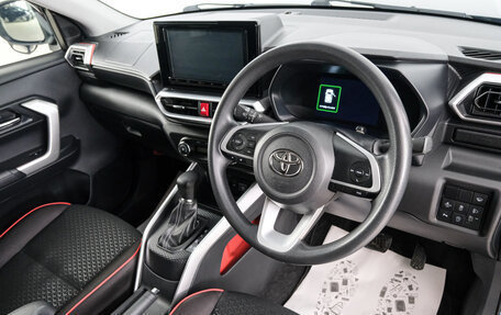 Toyota Raize I, 2020 год, 1 699 000 рублей, 8 фотография