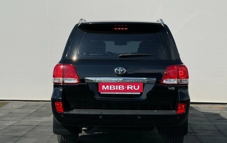 Toyota Land Cruiser 200, 2011 год, 3 700 000 рублей, 7 фотография