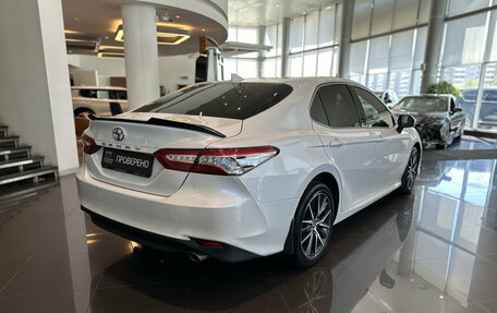 Toyota Camry, 2021 год, 3 198 000 рублей, 6 фотография