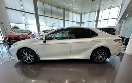 Toyota Camry, 2021 год, 3 198 000 рублей, 10 фотография