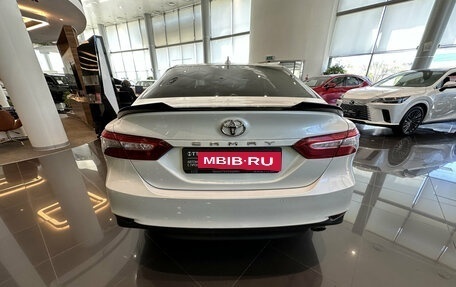 Toyota Camry, 2021 год, 3 198 000 рублей, 7 фотография