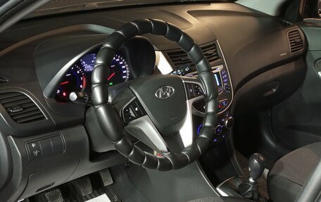 Hyundai Solaris II рестайлинг, 2013 год, 755 000 рублей, 7 фотография