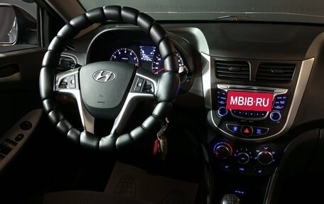 Hyundai Solaris II рестайлинг, 2013 год, 755 000 рублей, 10 фотография