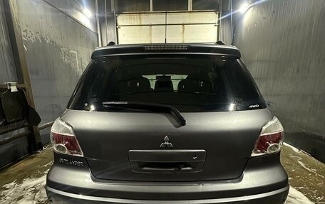 Mitsubishi Outlander III рестайлинг 3, 2007 год, 620 000 рублей, 2 фотография