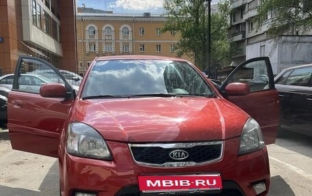 KIA Rio II, 2011 год, 850 000 рублей, 2 фотография