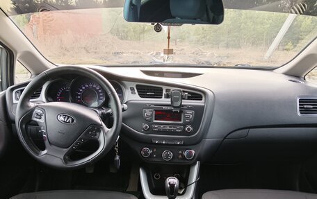 KIA cee'd III, 2014 год, 990 000 рублей, 14 фотография