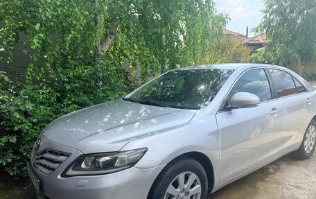 Toyota Camry, 2011 год, 1 500 000 рублей, 2 фотография