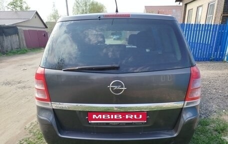 Opel Zafira B, 2011 год, 600 000 рублей, 4 фотография