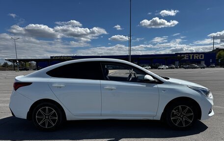 Hyundai Solaris II рестайлинг, 2017 год, 1 150 000 рублей, 4 фотография