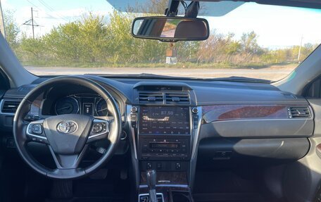 Toyota Camry, 2017 год, 2 850 000 рублей, 12 фотография