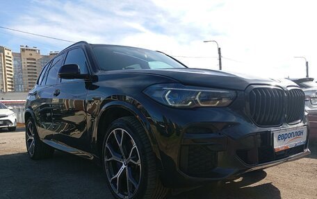 BMW X5, 2021 год, 8 260 000 рублей, 2 фотография