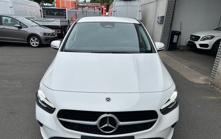 Mercedes-Benz B-Класс, 2023 год, 4 135 000 рублей, 3 фотография