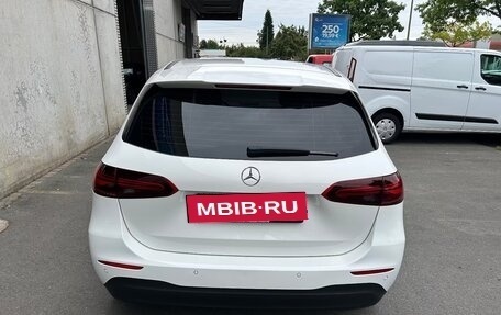 Mercedes-Benz B-Класс, 2023 год, 4 135 000 рублей, 6 фотография