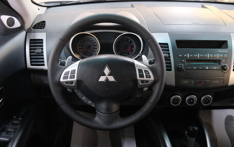 Mitsubishi Outlander III рестайлинг 3, 2008 год, 1 269 000 рублей, 11 фотография