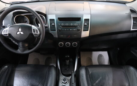 Mitsubishi Outlander III рестайлинг 3, 2008 год, 1 269 000 рублей, 13 фотография