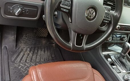 Volkswagen Touareg III, 2016 год, 3 000 000 рублей, 6 фотография