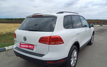 Volkswagen Touareg III, 2016 год, 3 000 000 рублей, 4 фотография