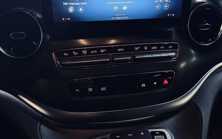 Mercedes-Benz EQV, 2020 год, 4 990 000 рублей, 10 фотография