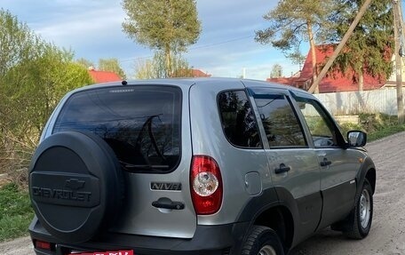 Chevrolet Niva I рестайлинг, 2014 год, 475 000 рублей, 4 фотография