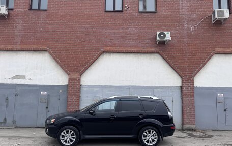 Mitsubishi Outlander III рестайлинг 3, 2010 год, 1 150 000 рублей, 5 фотография