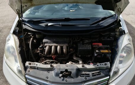 Honda Fit Shuttle I рестайлинг, 2011 год, 850 000 рублей, 6 фотография