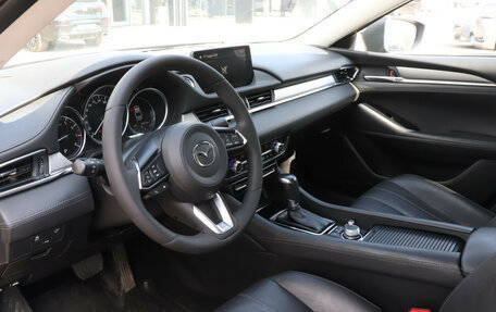 Mazda 6, 2020 год, 2 300 000 рублей, 13 фотография