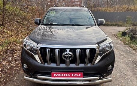 Toyota Land Cruiser Prado 150 рестайлинг 2, 2016 год, 4 650 000 рублей, 1 фотография