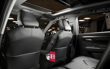 Toyota Highlander, 2026 год, 5 950 000 рублей, 19 фотография