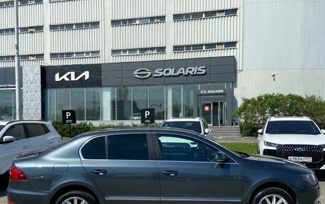 Skoda Superb III рестайлинг, 2013 год, 1 024 000 рублей, 5 фотография